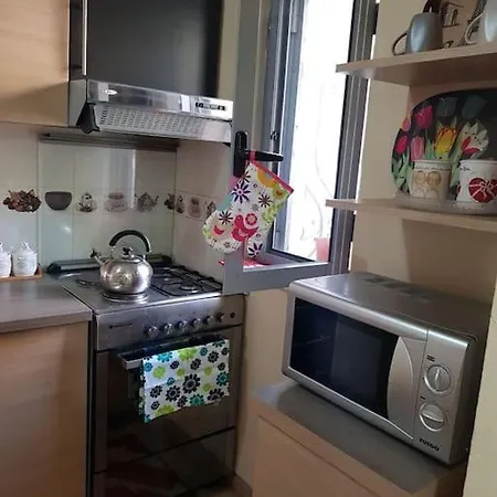 Centrally Located Lemon House Holiday home *