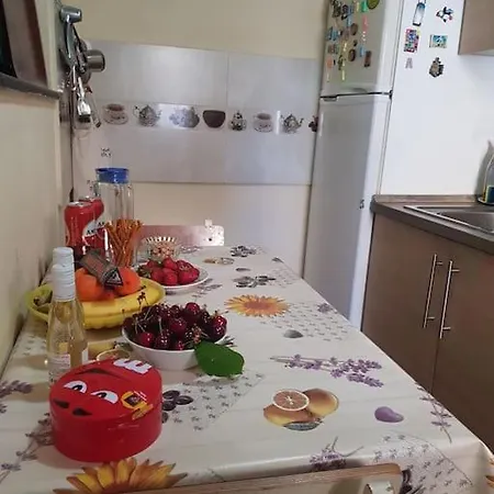 Centrally Located Lemon House Holiday home *